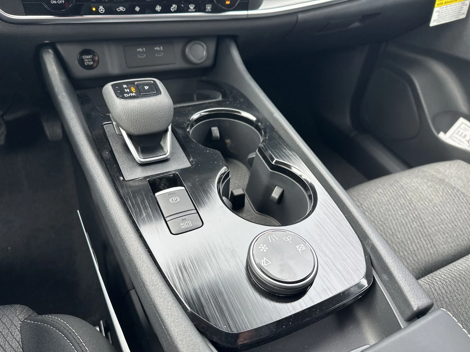 New 2026 Boulder Gray Pearl Nissan SV image 57