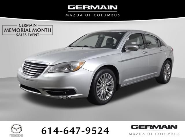 2012 Chrysler 200 Limited's photo