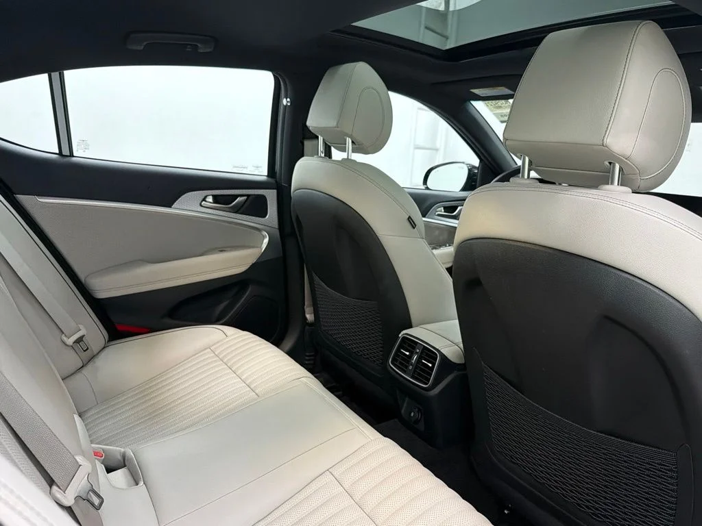 Used 2023 Blue Genesis 3.3T image 32