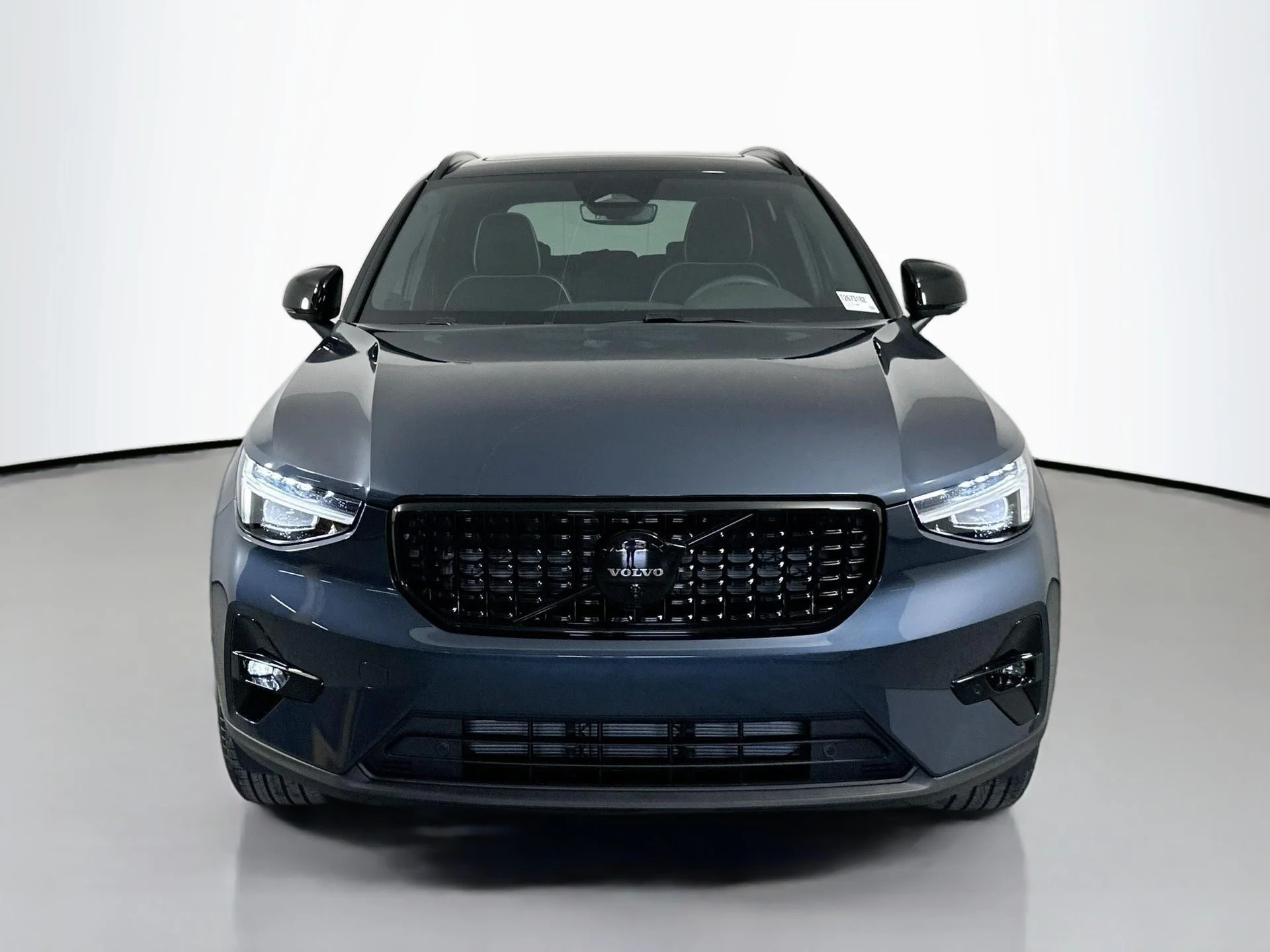 New 2026 Blue Volvo B5 Ultra Black Edition image 2