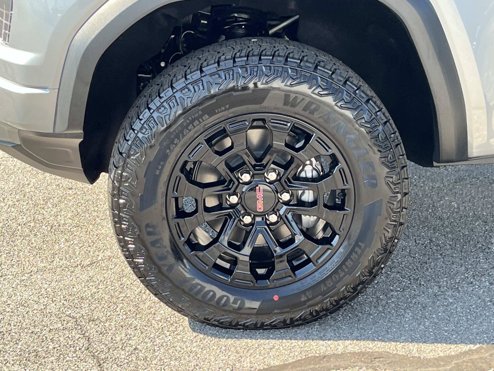 2026 GMC Canyon Elevation - Photo 11