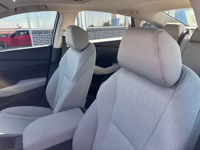 Used 2025 Red Honda SE image 12