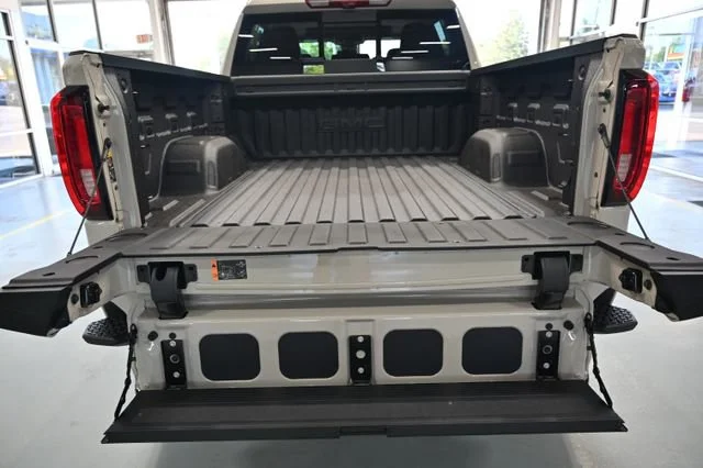 2026 GMC Sierra 1500 Denali - Photo 9