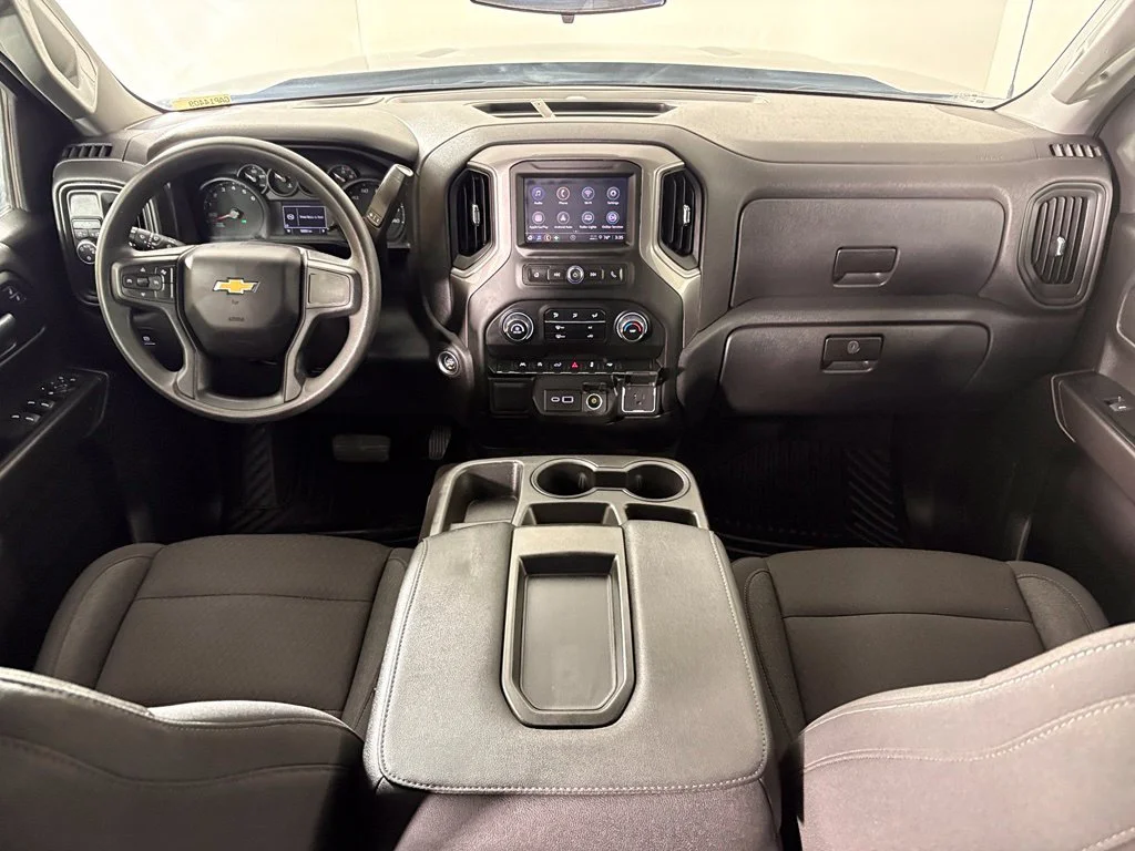 Used 2024 Black Chevrolet Custom image 35