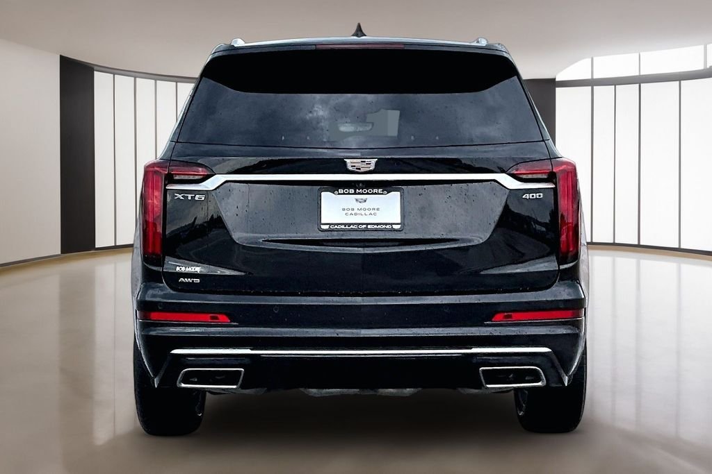 Used 2025 Black Cadillac Premium Luxury image 4
