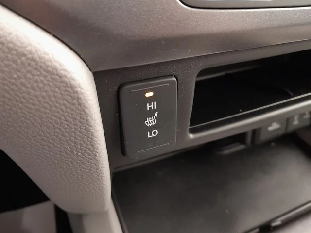 Used 2018  Honda EX-L image 25