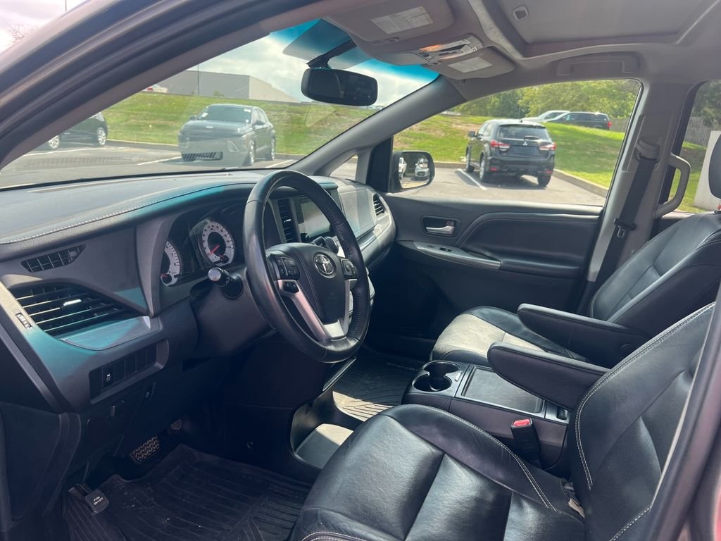 Used 2017 Predawn Gray Mica Toyota SE image 8