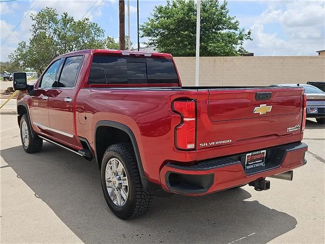 Used 2024 Radiant Red Tintcoat Chevrolet High Country 4x4 Crew Cab 8 ft. box 172 in. WB image 2