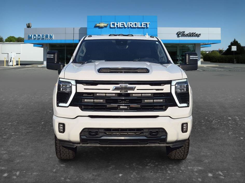 Used 2024 Summit White Chevrolet LTZ image 8
