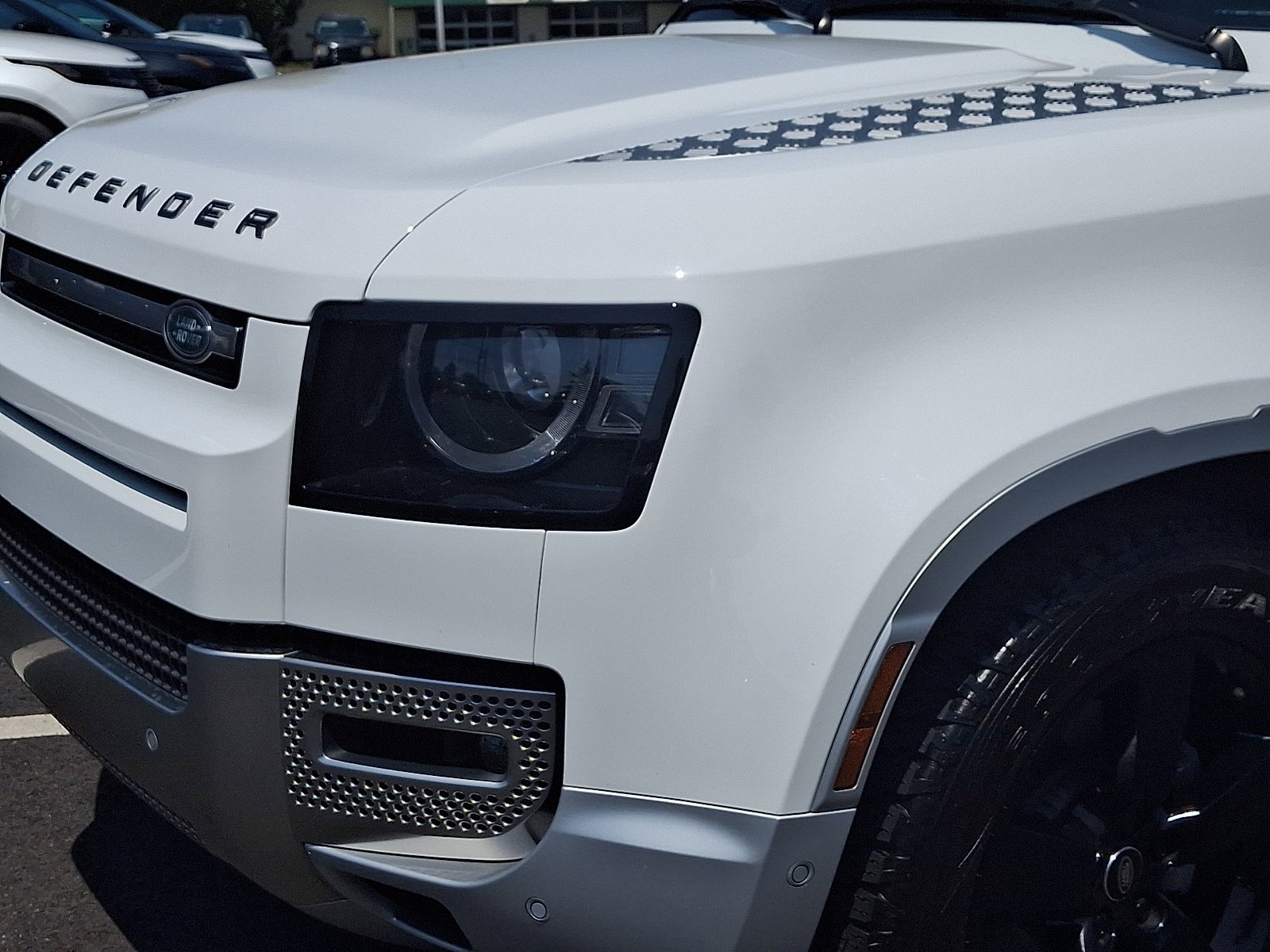 Certified Used 2023 Fuji White   1Aa Land Rover S image 12