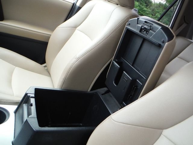 Used 2017 White Toyota SR5 Premium image 17