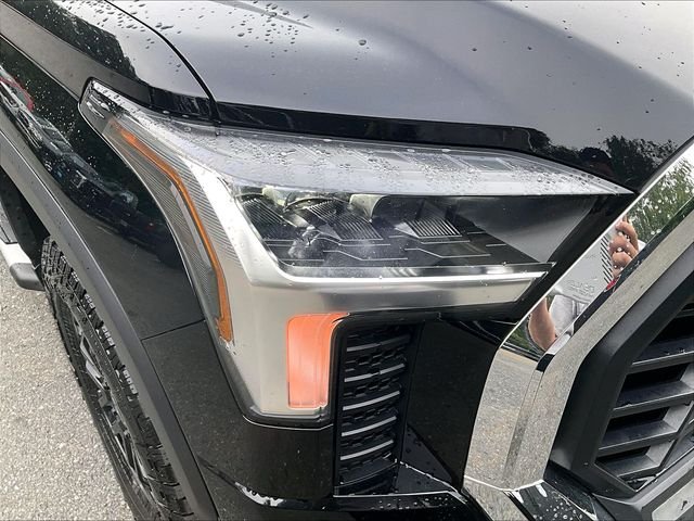 Used 2024 Black Toyota SR5 image 31