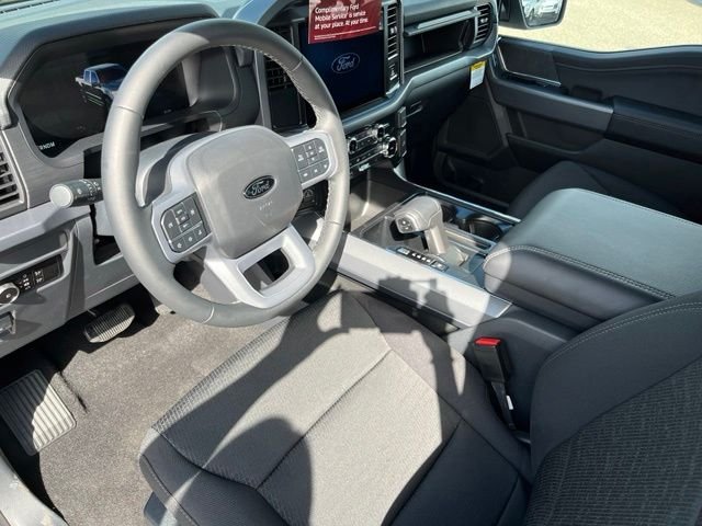 New 2026 Oxford White Ford XLT image 11