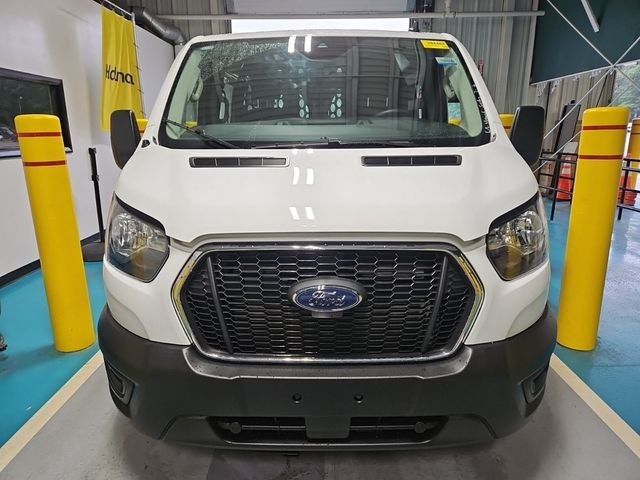 Used 2025 Oxford White Ford Base image 2