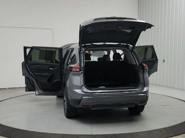 Used 2025 Gray Nissan SL image 15