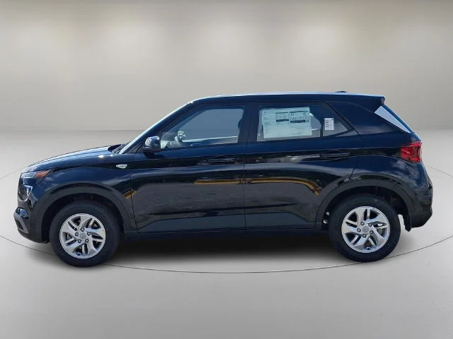 New 2026 Black Hyundai SE image 4