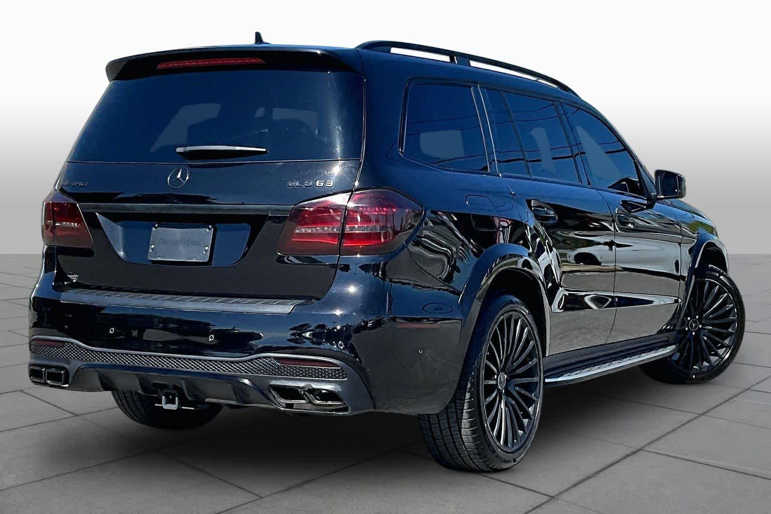 Used 2018 Obsidian Black Metallic Mercedes-Benz AMG® GLS 63 image 11