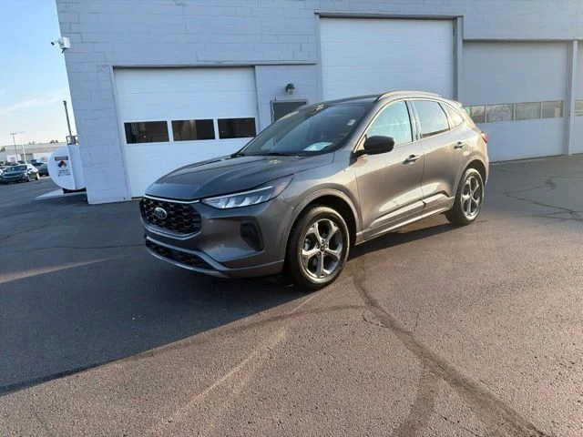 Used 2024 Gray Ford ST-Line image 22