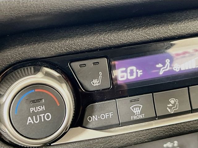 2024 Nissan Versa Sedan SR - Photo 21