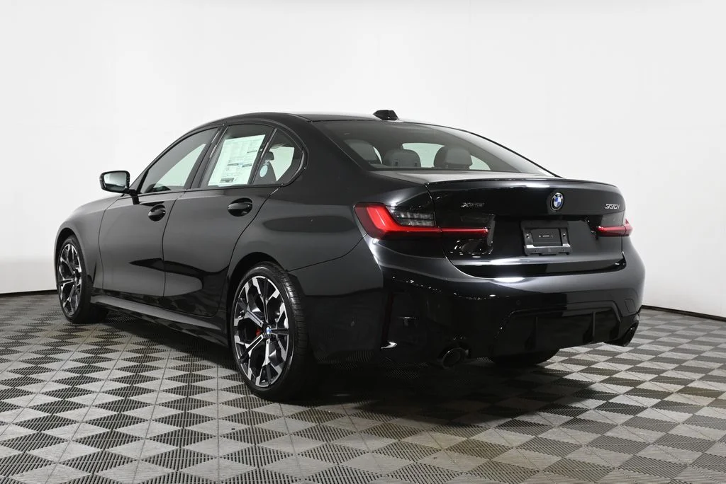 New 2026 Black BMW 330i xDrive image 5