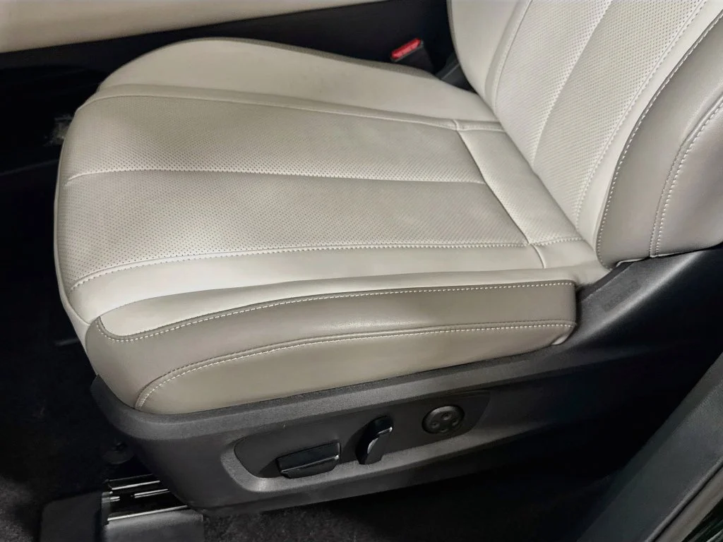 Certified Used 2027 Green INFINITI LUXE image 26