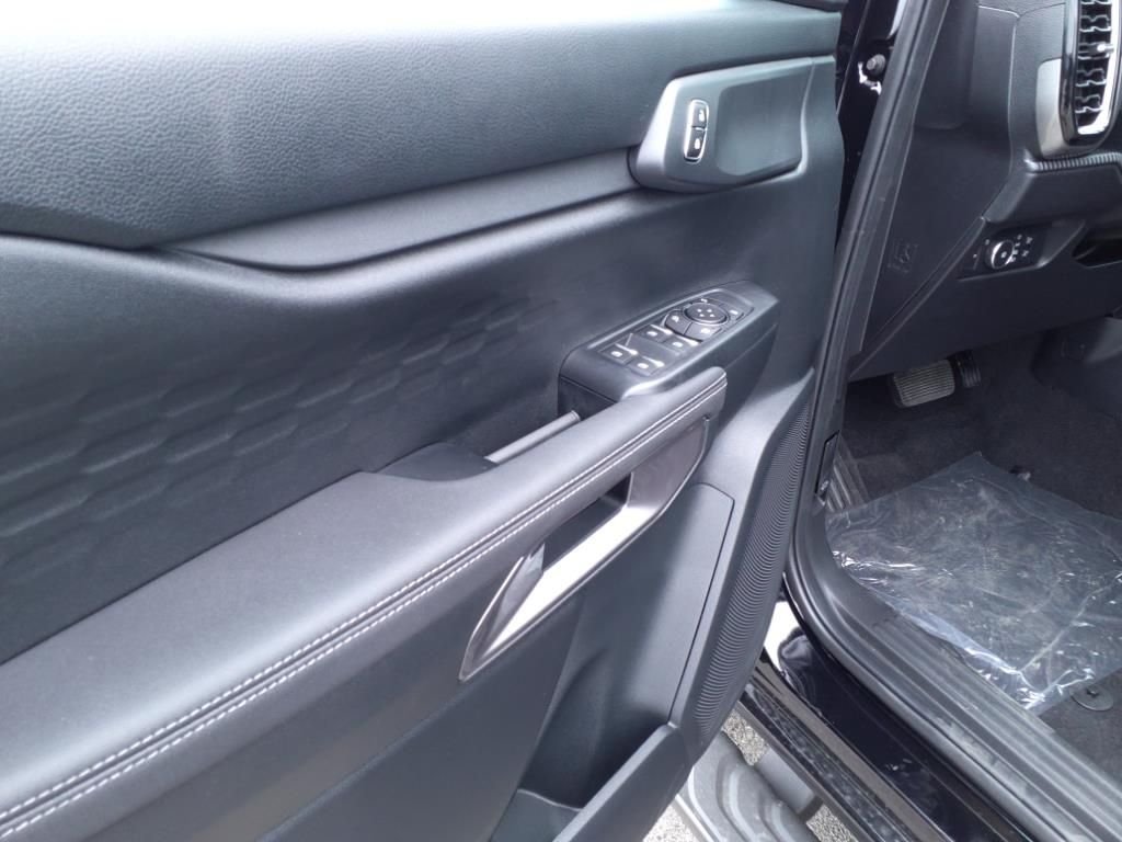 Used 2024 Shadow Black Ford XLT image 10