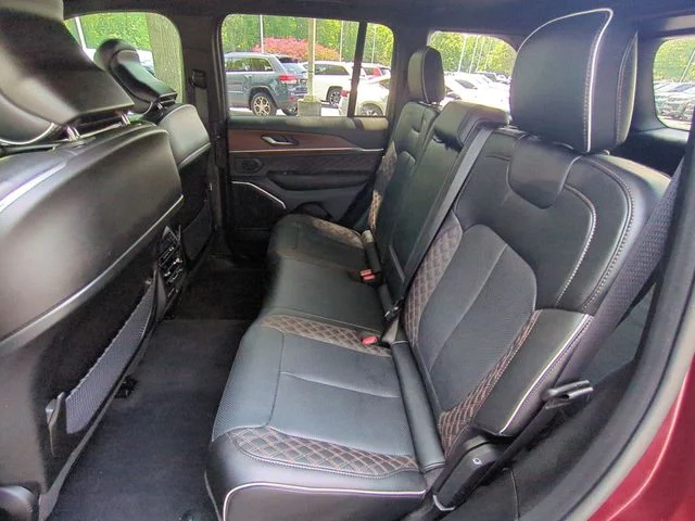 Used 2025 Red Jeep Summit image 32