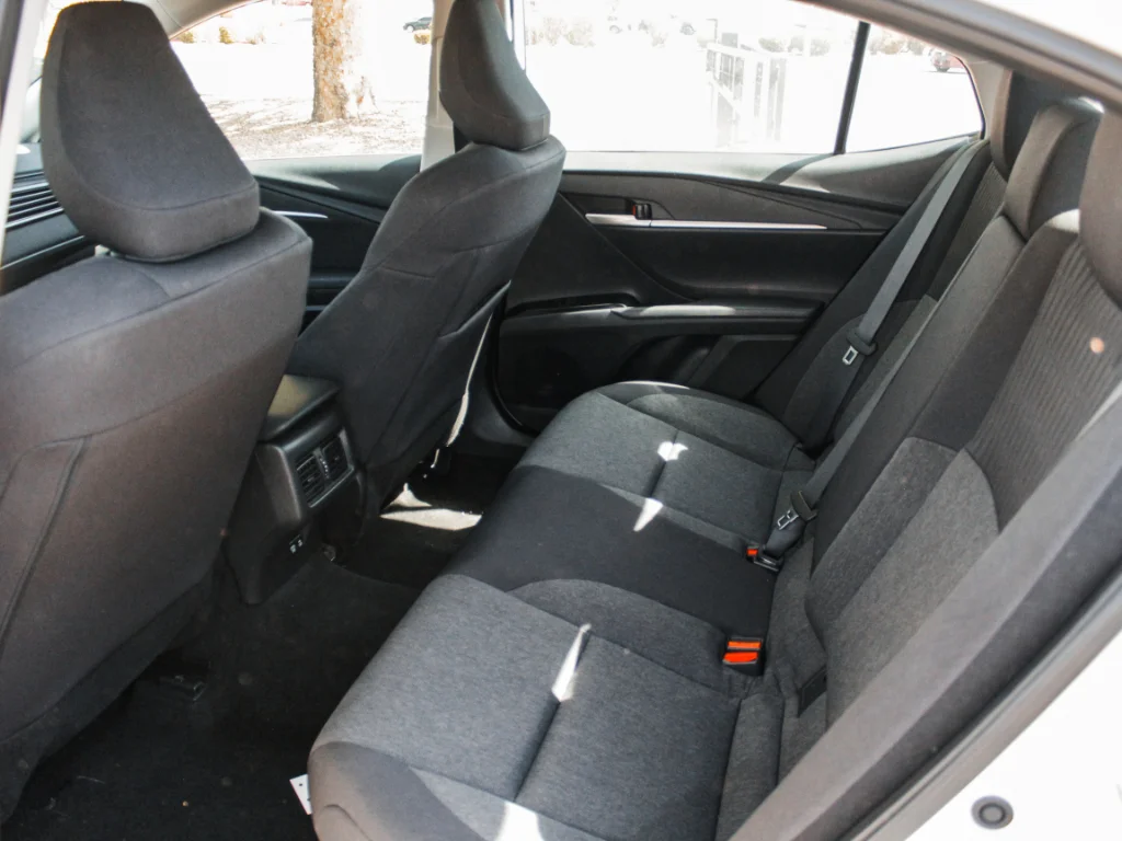 Used 2025 Wind Chill Pearl Toyota XSE image 23