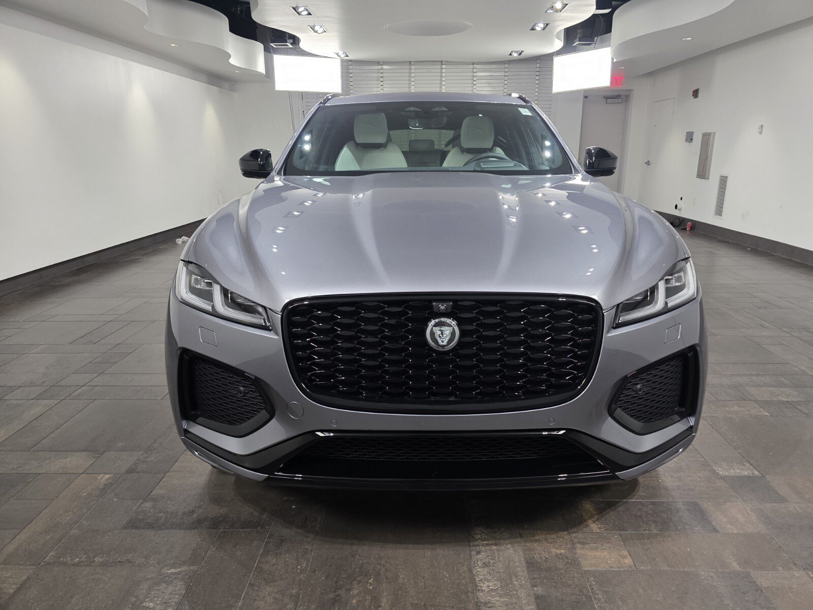 New 2026 Eiger Grey JAGUAR P250 R-DYNAMIC S image 2