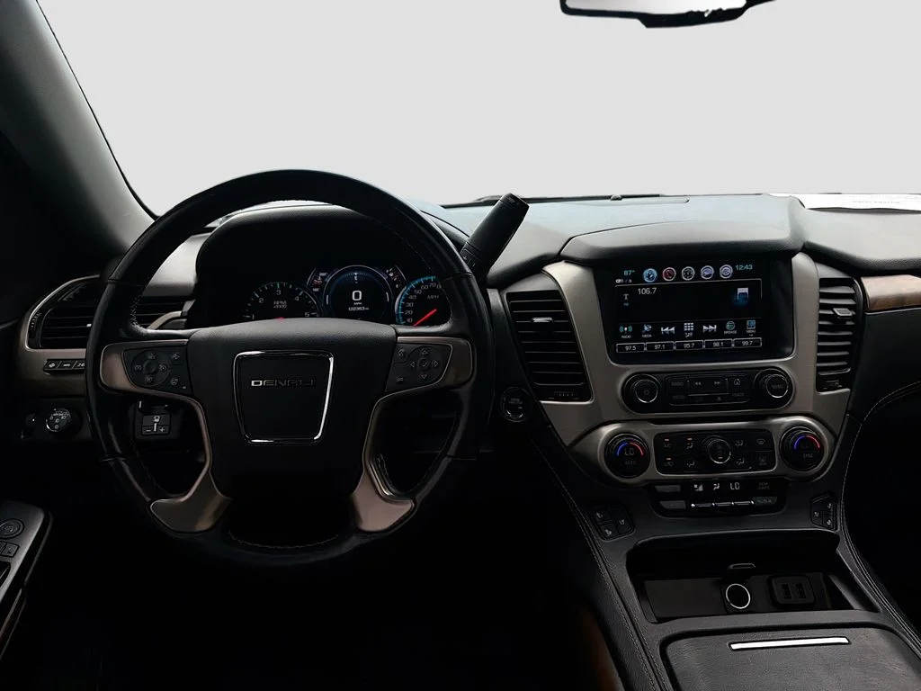 Used 2019 Onyx Black GMC Denali image 24