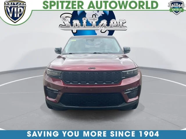 Used 2023 Red Jeep Limited image 3