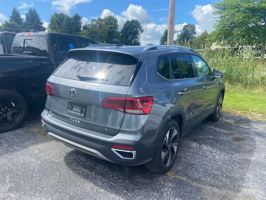 Used 2024 Gray Volkswagen 1.5T SE image 5