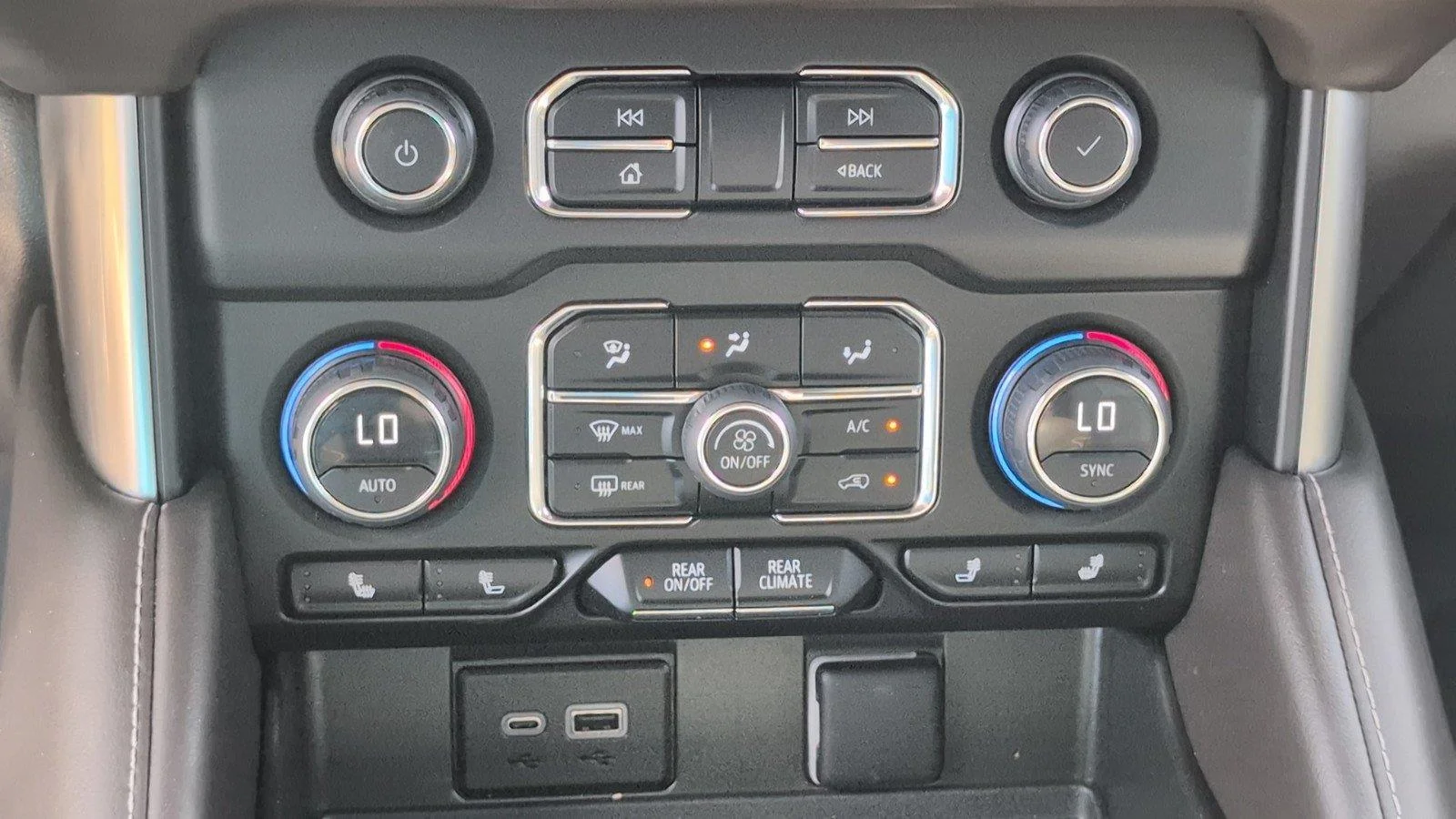 Used 2023 SUMMIT WHITE Chevrolet Z71 image 23