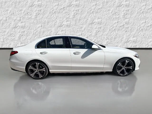 W1KAF4GB5RR158897