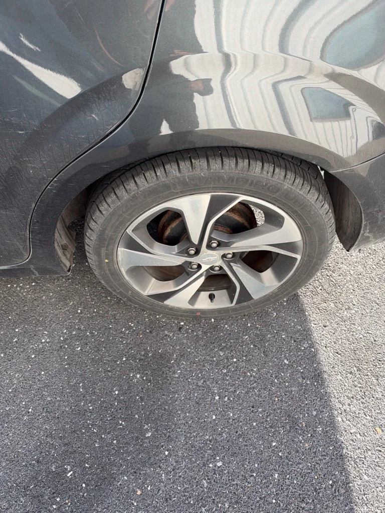 Used 2019 Gray Chevrolet Premier image 5