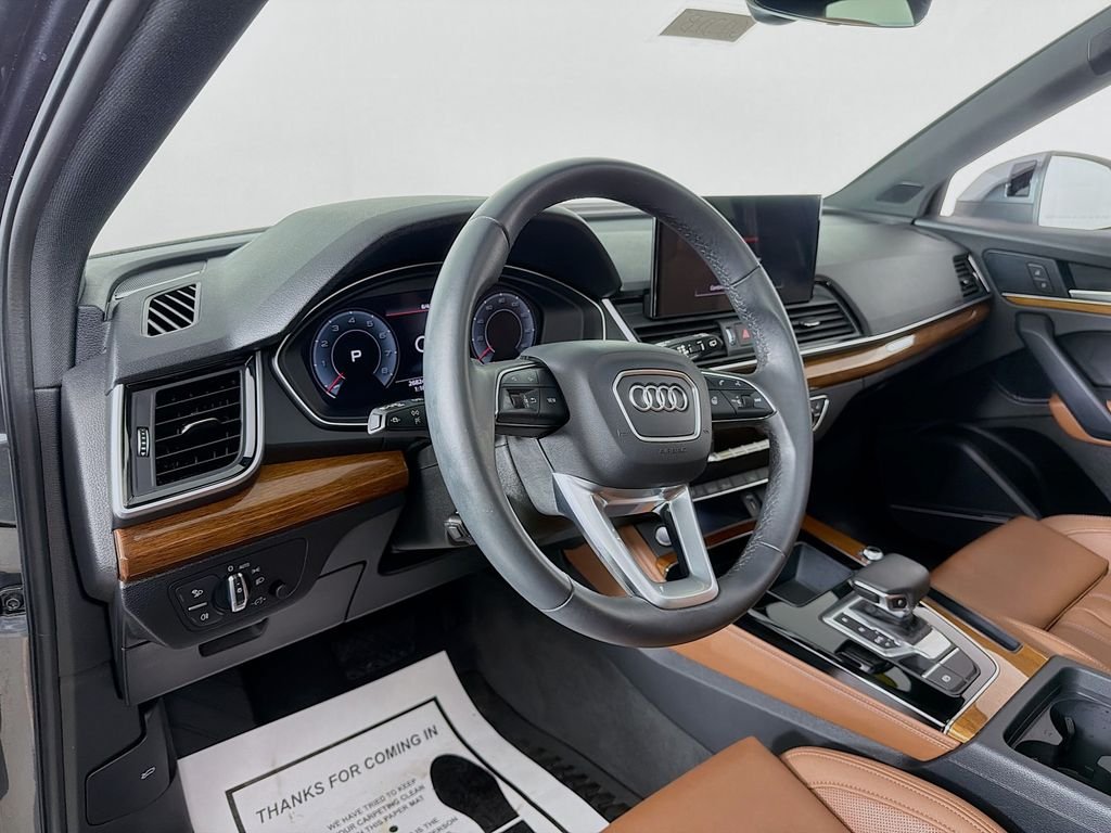 Used 2023 Daytona Gray Pearl Effect Audi S line Premium Plus image 9