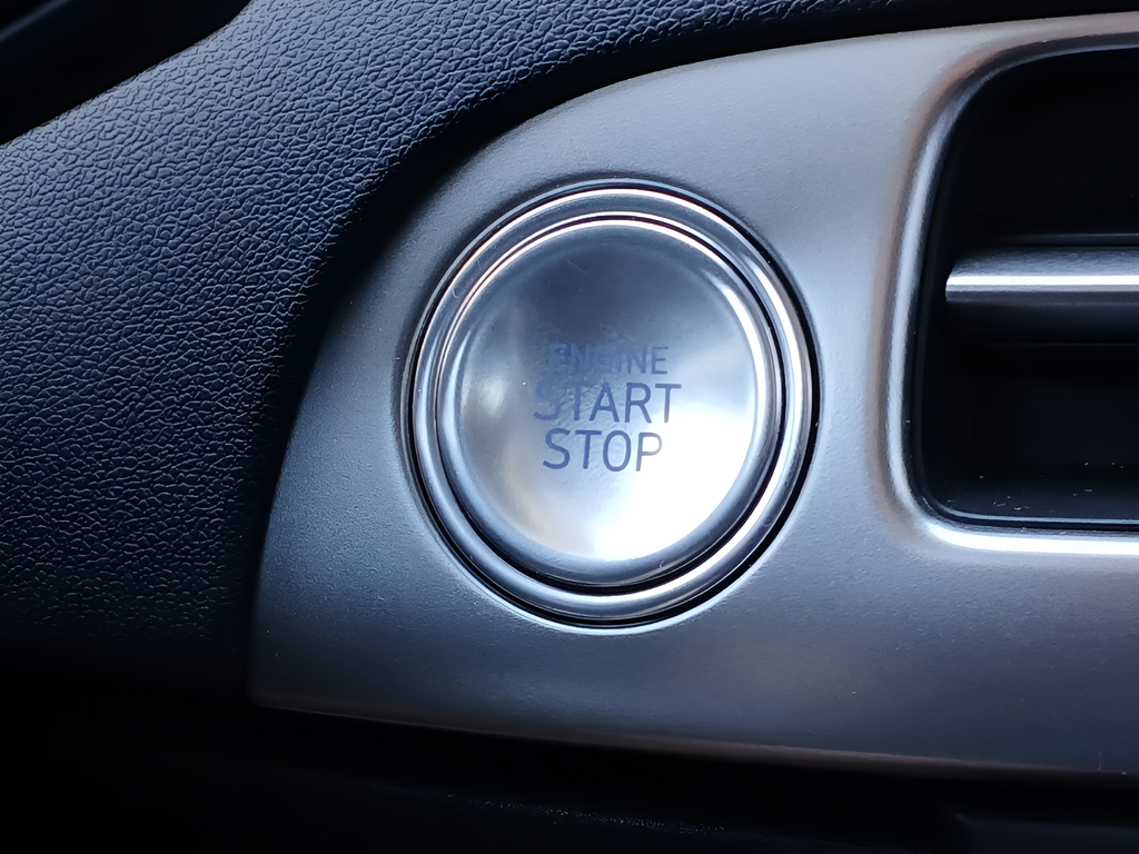 Used 2025 Silver Hyundai SEL image 20