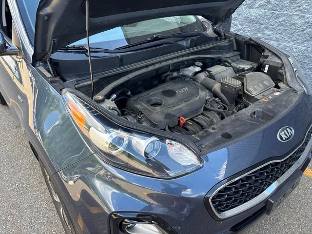 Used 2021 Pacific Blue Kia LX image 18