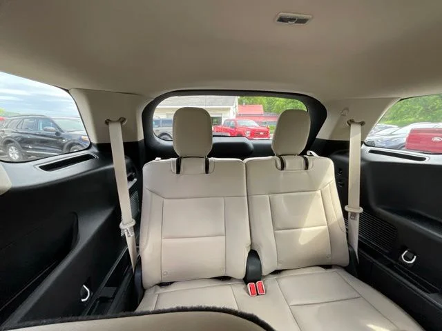 Used 2023 White Ford XLT image 22