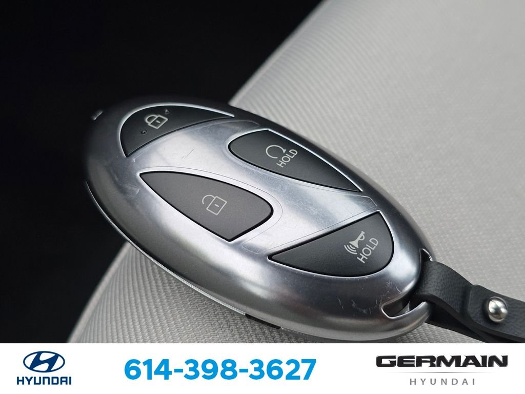 Used 2026 White Hyundai SE image 34
