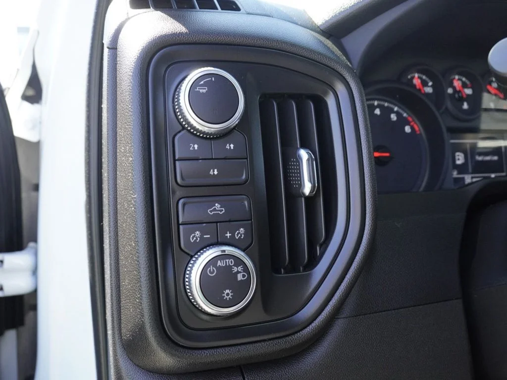 Certified Used 2022 White GMC Pro image 12