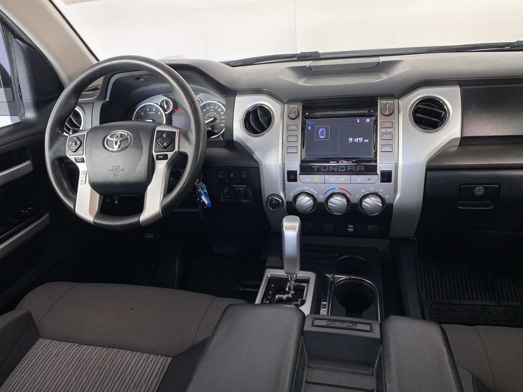Used 2017 Black Toyota SR5 image 12