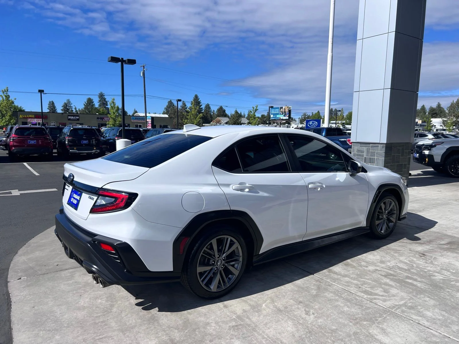 Used 2022 Ceramic White Subaru Base image 4