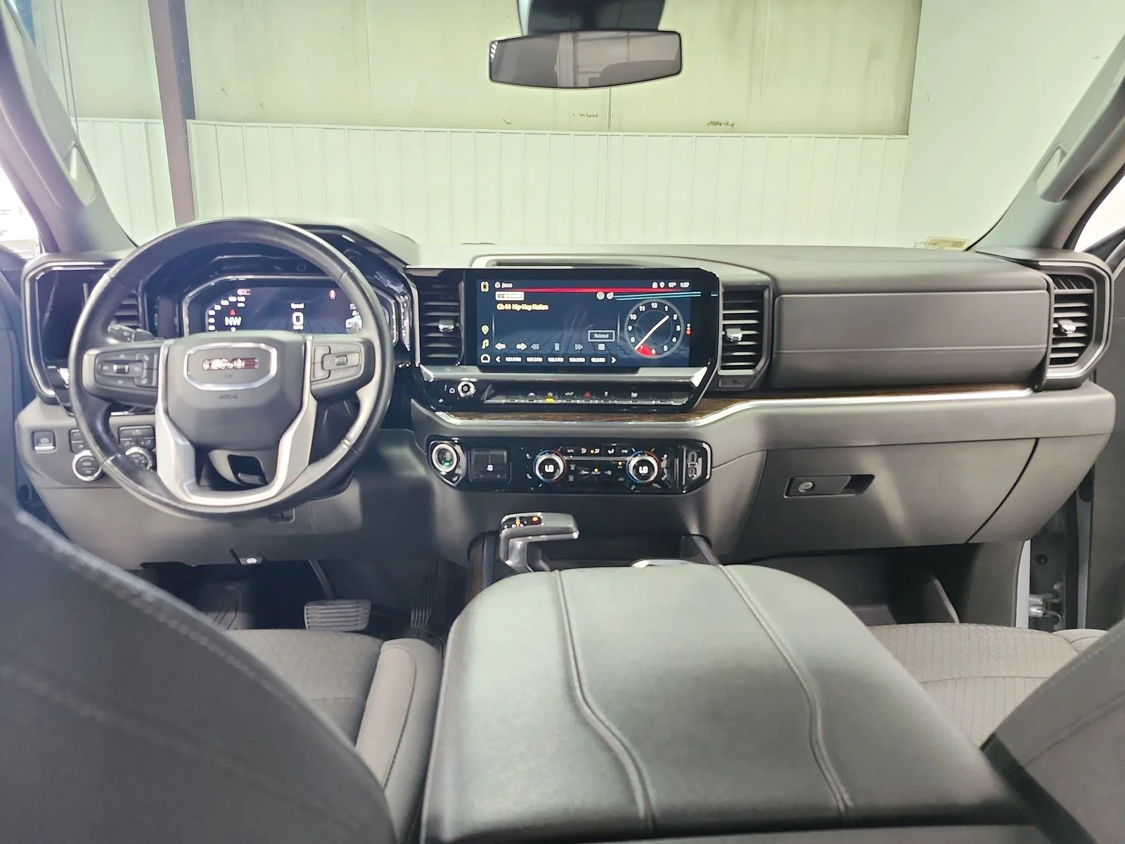 Used 2024 Gray GMC Elevation image 25