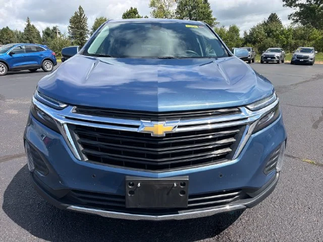 Used 2024 Lakeshore Blue Metallic Chevrolet LT image 9