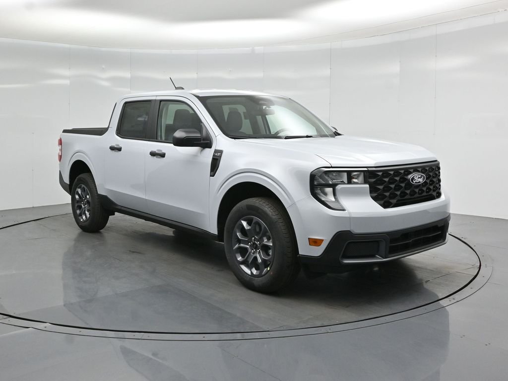 New 2026 Space White Metallic Ford XLT image 48