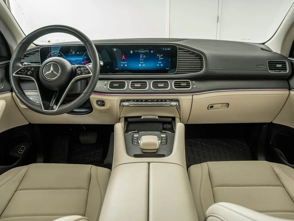 Used 2024 Manufaktur Diamond White Metallic Mercedes-Benz GLE 350 image 4