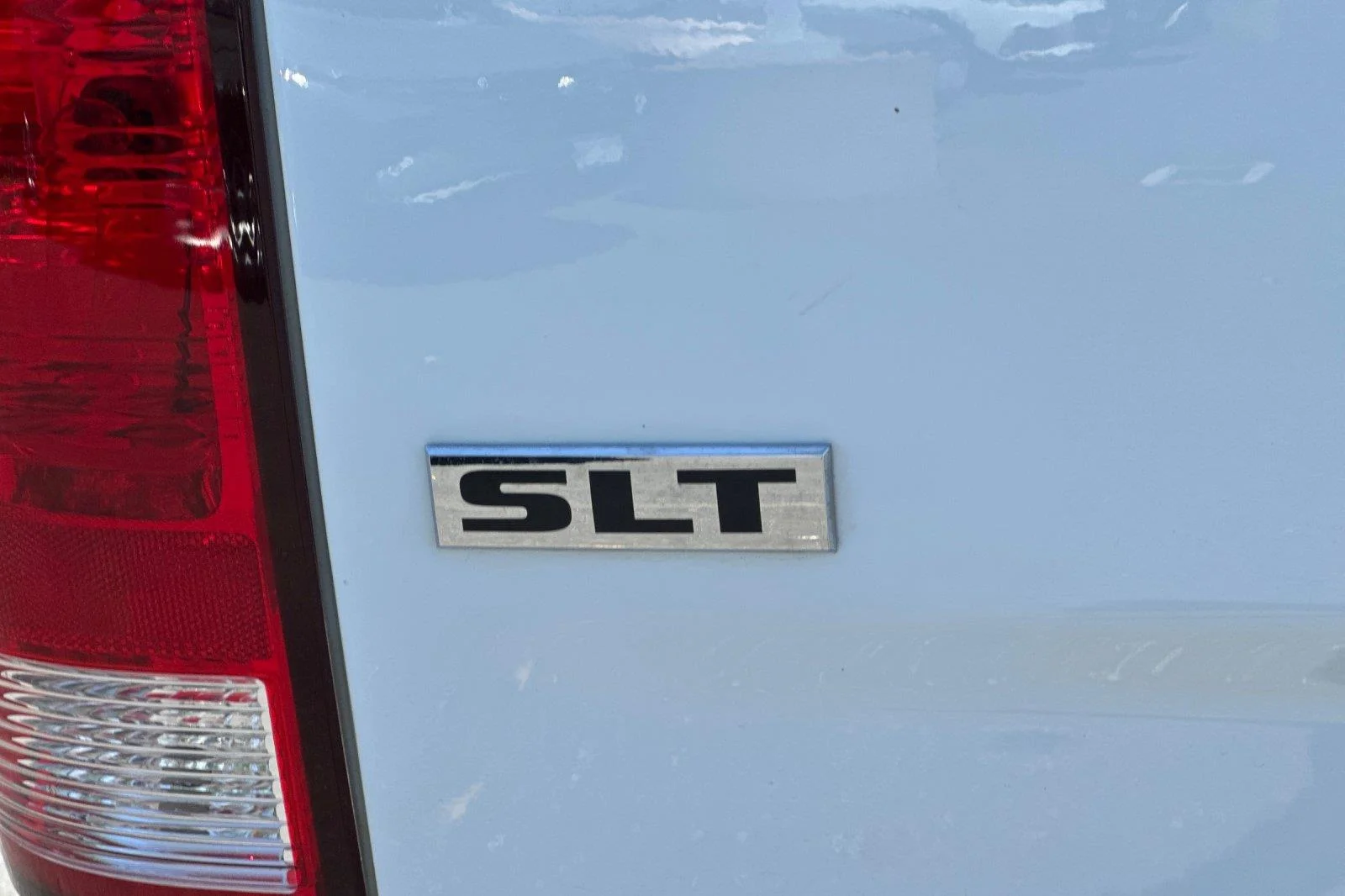 Used 2023 Bright White Clearcoat Ram SLT image 25