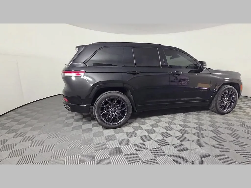 2025 Jeep Grand Cherokee Summit - Photo 36