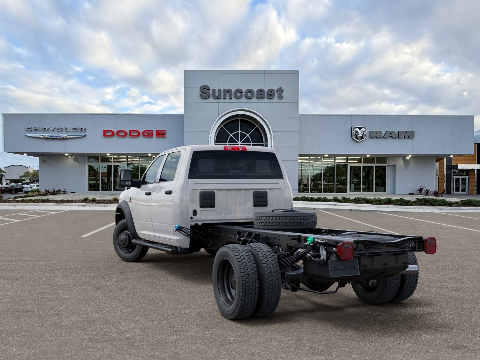 New 2026 Bright White Clear-Coat Exterior Paint RAM Tradesman image 3
